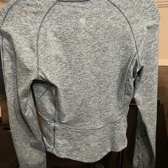 Lululemon Always Alert 1/2 zip crop - Picture 3 of 4